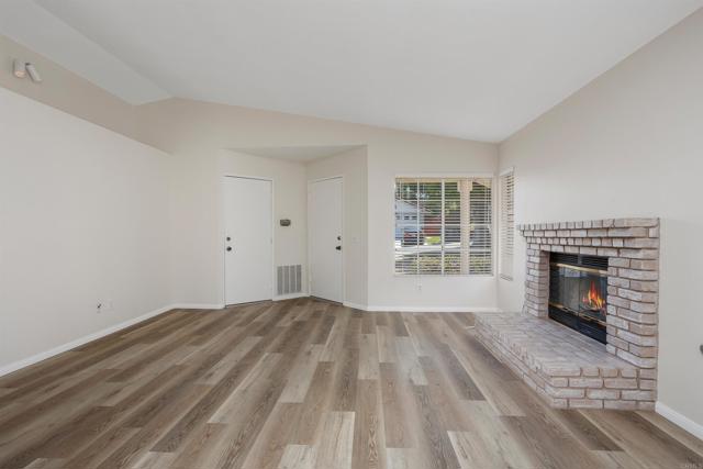 Detail Gallery Image 7 of 29 For 2035 Badger Gln, Escondido,  CA 92029 - 3 Beds | 2 Baths