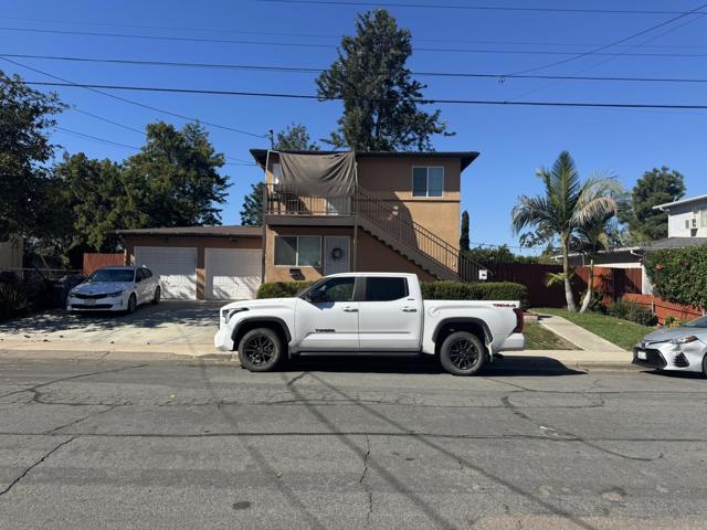6130 6132 Horton Drive, La Mesa CA: https://media.crmls.org/mediaz/fa48d6e6-4104-4bfd-976f-d61a22f46563.jpg