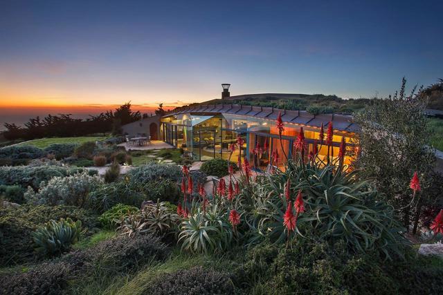 46400 Clear Ridge Road, Big Sur CA: https://media.crmls.org/mediaz/fa49bf4b-8555-4927-9eeb-b420ac8dc87c.jpg