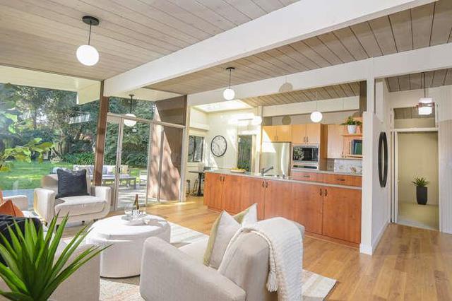812 San Francisco Court, Stanford CA: https://media.crmls.org/mediaz/fa4a2f76-d0be-4391-a6e1-a5cdfb9cc015.jpg