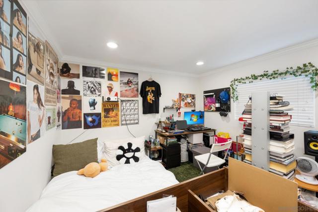 346 El Monte Rd, El Cajon CA: https://media.crmls.org/mediaz/fa4a5ea0-795d-41c1-b01b-b17eb7a3cc39.jpg