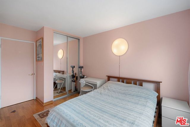 1114 23rd Street, Santa Monica CA: https://media.crmls.org/mediaz/fa4a7dd3-f2fd-4b44-84ad-a0ef495eae98.jpg