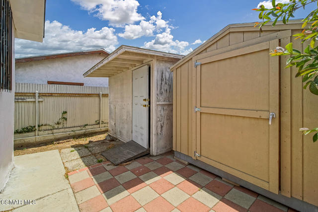 1520 W 107th Street, Los Angeles CA: https://media.crmls.org/mediaz/fa4a8cba-a138-4f3c-9f94-fae9002786e4.jpg