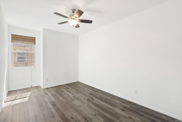 1212 Via Lucero, Oceanside CA: https://media.crmls.org/mediaz/fa4b8fa3-0b33-42bd-b089-7014bc9d69db.jpg