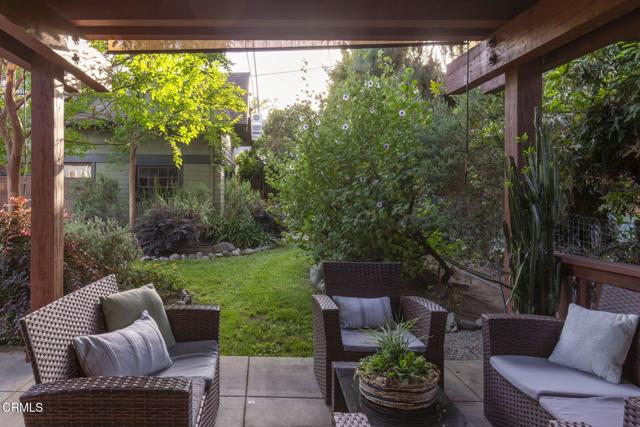 1813 Wayne Avenue, South Pasadena CA: https://media.crmls.org/mediaz/fa4ba1ab-d553-45c7-8aea-15250d281b19.jpg
