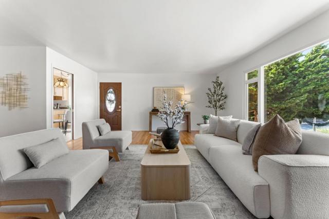 478 Paloma Avenue, Pacifica CA: https://media.crmls.org/mediaz/fa4d3097-9d91-454f-bd4b-98eaa1210c2d.jpg