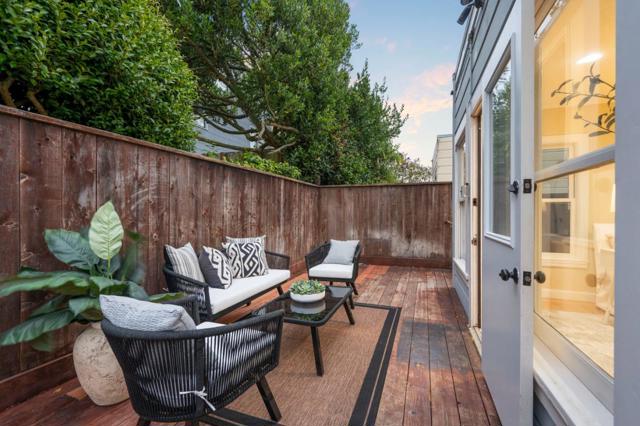 154 Stanyan Street, San Francisco CA: https://media.crmls.org/mediaz/fa4ddaa6-f9d7-4cc7-9303-1dced39f38dd.jpg
