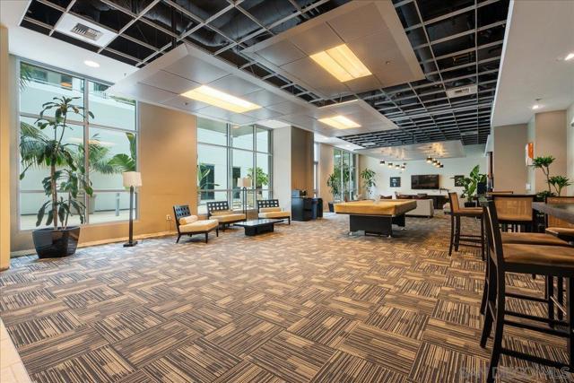 206 Park Blvd, San Diego CA: https://media.crmls.org/mediaz/fa4fe45e-3385-42f3-8548-3f16aea218bb.jpg