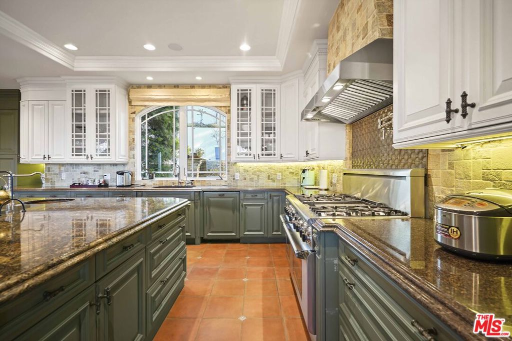 MLS #26858457 image #21