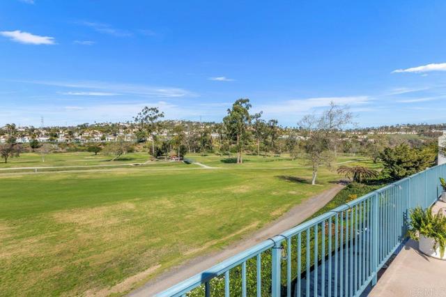 Detail Gallery Image 34 of 36 For 2544 Navarra #12,  Carlsbad,  CA 92009 - 2 Beds | 2 Baths