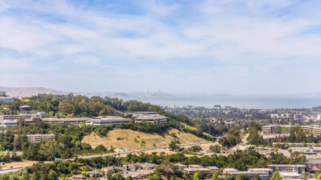 1556 Cherrywood Drive, San Mateo CA: https://media.crmls.org/mediaz/fa50f640-14fe-41f9-bc91-8d19dddc87f2.jpg