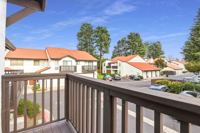 7067 Mount Vernon Way, Gilroy CA: https://media.crmls.org/mediaz/fa5142f4-2ff5-42b3-9d13-175f0dcb091c.jpg