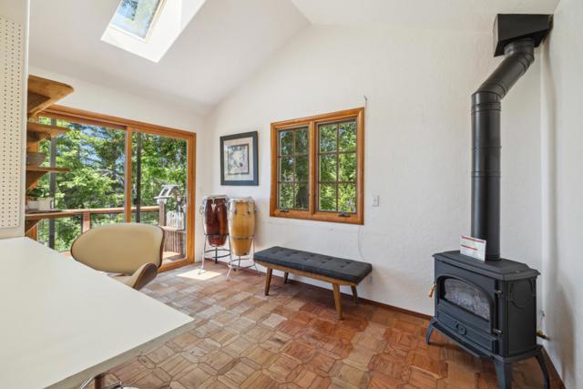 1495 Dons Road, Boulder Creek CA: https://media.crmls.org/mediaz/fa516812-2f55-4935-9cc1-bf339325dca8.jpg