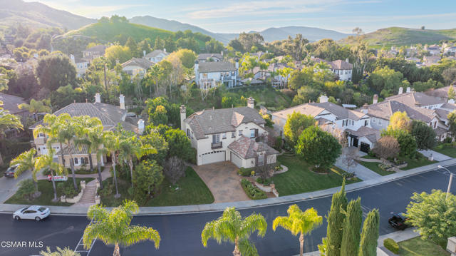 551 Rustic Hills Drive, Simi Valley CA: https://media.crmls.org/mediaz/fa519032-3789-4265-8165-124f86c751a5.jpg