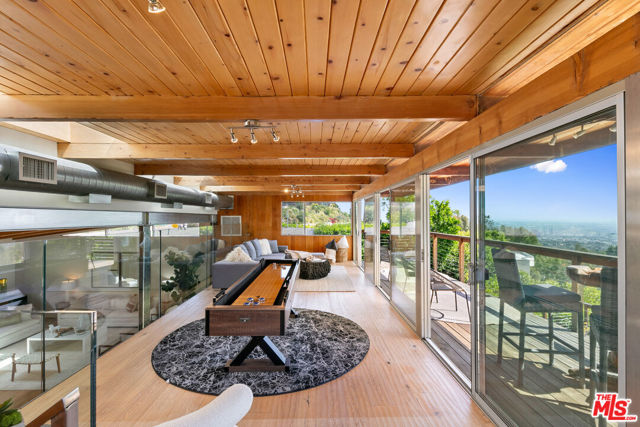1470 N Tigertail Road, Los Angeles CA: https://media.crmls.org/mediaz/fa5268b9-837c-4d74-a058-c395b9004ec6.jpg