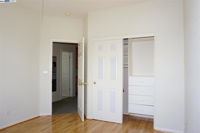 30278 Willowbrook Rd, Hayward CA: https://media.crmls.org/mediaz/fa52bd36-b596-432d-b438-78787e1d6bff.jpg