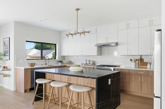 55 Orchard Avenue, Redwood City CA: https://media.crmls.org/mediaz/fa52da05-f05c-4801-b0f2-900ead77eed5.jpg