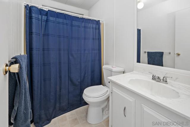 650 S Rancho Santa Fe Rd, San Marcos CA: https://media.crmls.org/mediaz/fa5304ad-8575-4c50-b622-70e07f758fd6.jpg