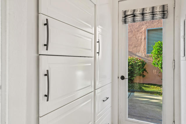 47444 Rabat Drive, Palm Desert CA: https://media.crmls.org/mediaz/fa54cb54-a4e2-43ad-81df-b8e2378f8d76.jpg