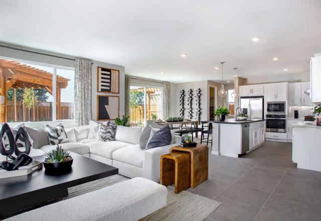 3032 Benetti Street, Lathrop CA: https://media.crmls.org/mediaz/fa55a2e9-949d-469e-aed1-a6020d285e33.jpg