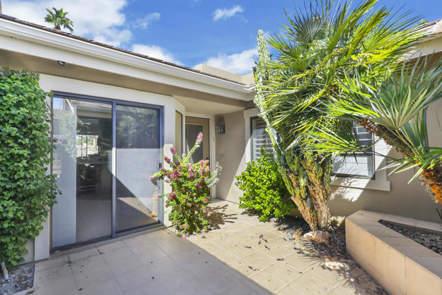 47 Ponderosa Circle, Palm Desert, CA 92211