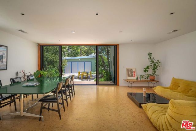 630 N Alta Vista Boulevard, Los Angeles CA: https://media.crmls.org/mediaz/fa5999ef-b7c6-4976-9f95-5a20135c98d1.jpg