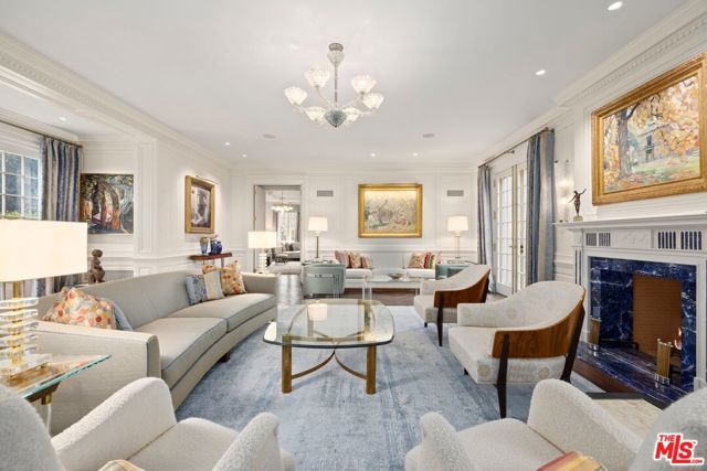 10301 Strathmore Drive, Los Angeles CA: https://media.crmls.org/mediaz/fa59ce3e-c472-447e-88ee-0c312ae7e0ef.jpg