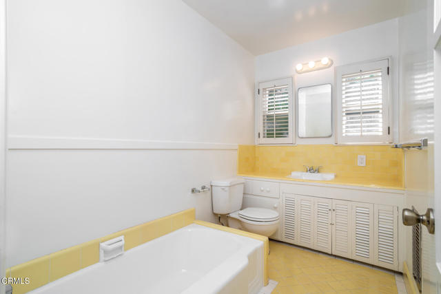 Detail Gallery Image 25 of 63 For 1445 Ontario Ave, Pasadena,  CA 91103 - 3 Beds | 2 Baths