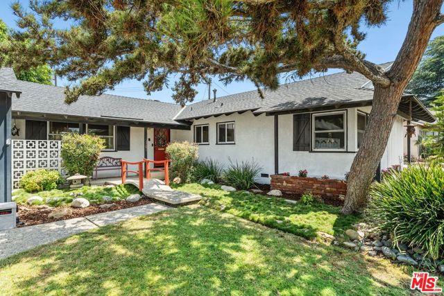 15241 Septo Street, Mission Hills (San Fernando) CA: https://media.crmls.org/mediaz/fa5af237-b111-40a0-aad6-0232adcf042b.jpg