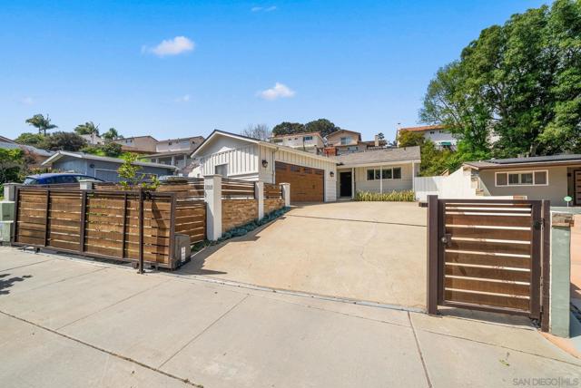 2068 Catalina, San Diego CA: https://media.crmls.org/mediaz/fa5b547d-1f48-4f33-864b-f73cc26b7395.jpg