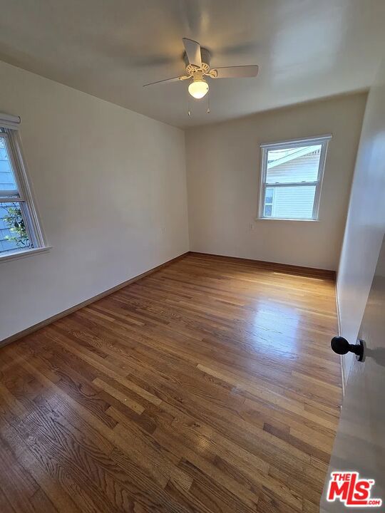 136 28th Street, Hermosa Beach, California 90254, 0 ,Residential Income,For Sale,28th,0,26874939