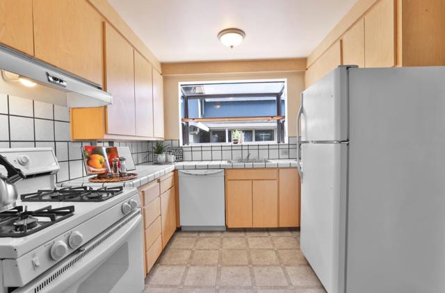 1621 Brittan Avenue, San Carlos CA: https://media.crmls.org/mediaz/fa5beb8f-c867-4a32-865a-0511894c2f7a.jpg