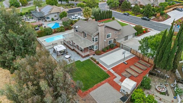 151 Tierra Del Sol, Hollister CA: https://media.crmls.org/mediaz/fa5c4ef7-a5a6-440c-843f-232dbe9931c6.jpg