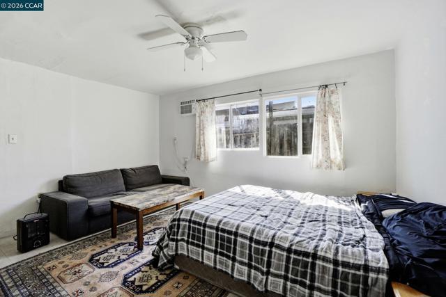 1990 Sunshine Dr, Concord CA: https://media.crmls.org/mediaz/fa5c5883-6614-4aee-a27b-d48ea51908e3.jpg