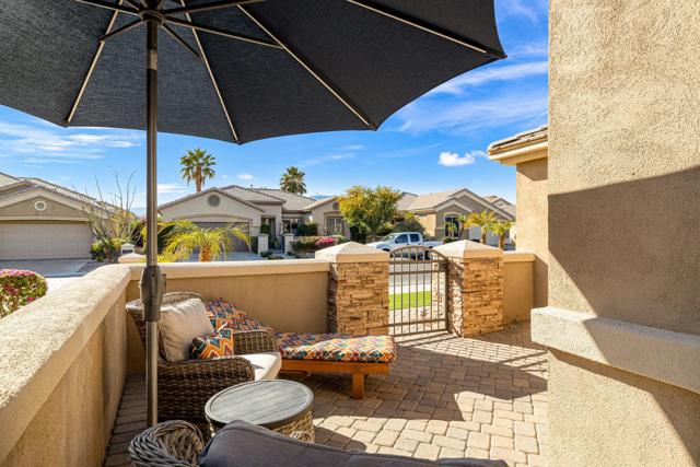 80200 Royal Birkdale Drive, Indio CA: https://media.crmls.org/mediaz/fa5cfdc8-3700-4096-8dfa-30cd0c93ef58.jpg