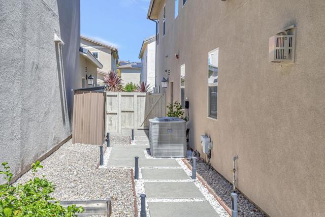 Detail Gallery Image 38 of 75 For 21678 Long Trot Dr, Escondido,  CA 92029 - 4 Beds | 3 Baths