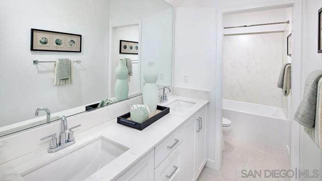 125 Mellano Way, Oceanside CA: https://media.crmls.org/mediaz/fa5e2870-81d5-4cb9-8736-ac93f34f8d58.jpg