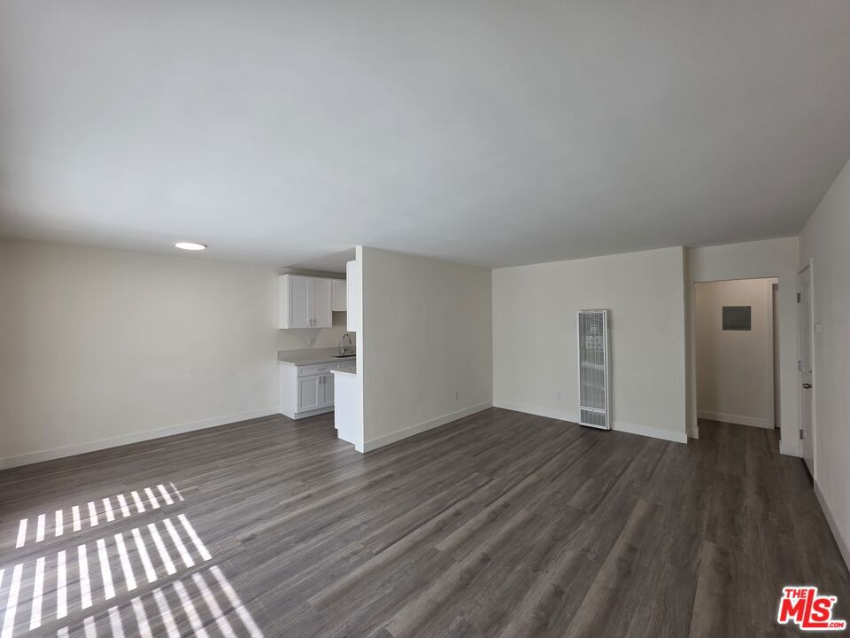 7972 Norton Avenue #6
