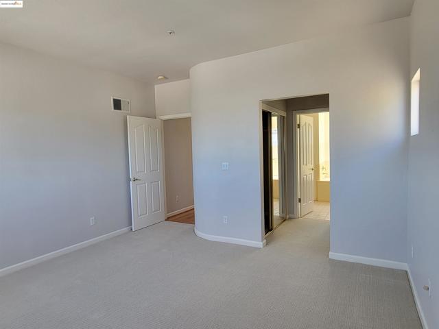 386 Bay Ridge Drive, Daly City CA: https://media.crmls.org/mediaz/fa5f2095-58f9-4b7e-bf07-1643aab3528f.jpg