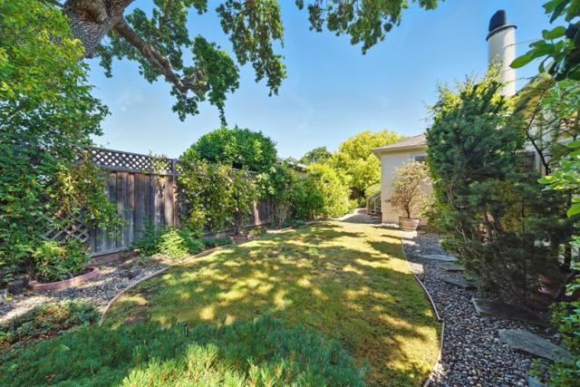 1405 Oakhurst Avenue, San Carlos CA: https://media.crmls.org/mediaz/fa5fb3f5-75a9-4b66-8d4d-b8fa40f7e6a4.jpg