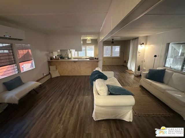 2 McKinley St., Cathedral City CA: https://media.crmls.org/mediaz/fa60118c-cbaa-4537-b0fb-9c24fdac006a.jpg