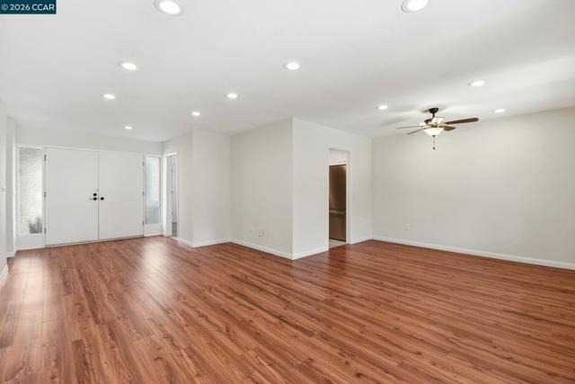 Image 10 of 37 For 6538 Stonecroft Ter