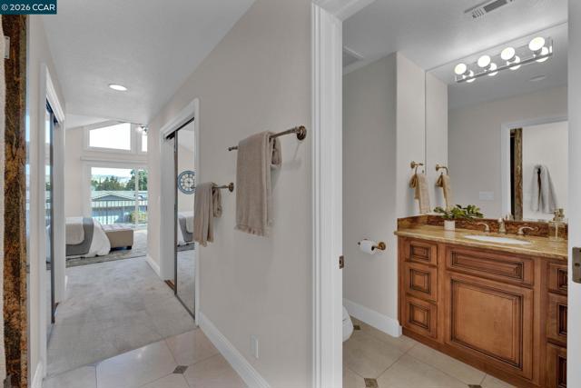 Image 34 of 53 For 367 Mt Washington Way