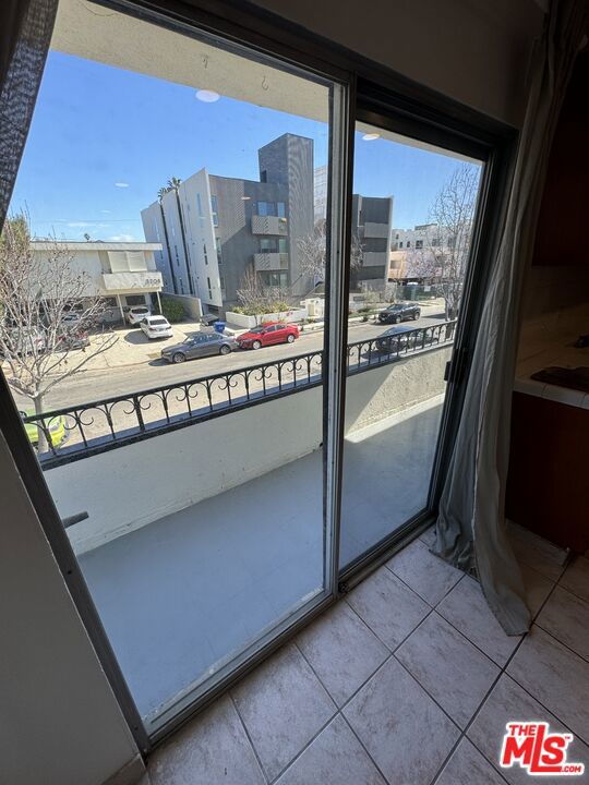 3707 Kelton Avenue, Los Angeles CA: https://media.crmls.org/mediaz/fa613ab7-e5af-44a8-8a13-1d7401016b9c.jpg