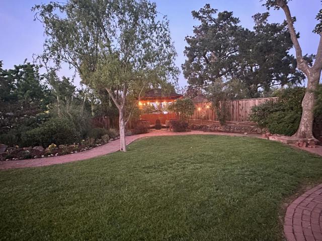 135 Belvue Drive, Los Gatos CA: https://media.crmls.org/mediaz/fa61a576-5413-48e6-bafd-0fc71ee286aa.jpg