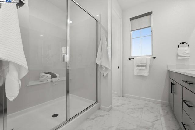 6017 Basaltina Pl, Dublin CA: https://media.crmls.org/mediaz/fa61c55f-e4e7-4221-b44b-18b0b824e838.jpg