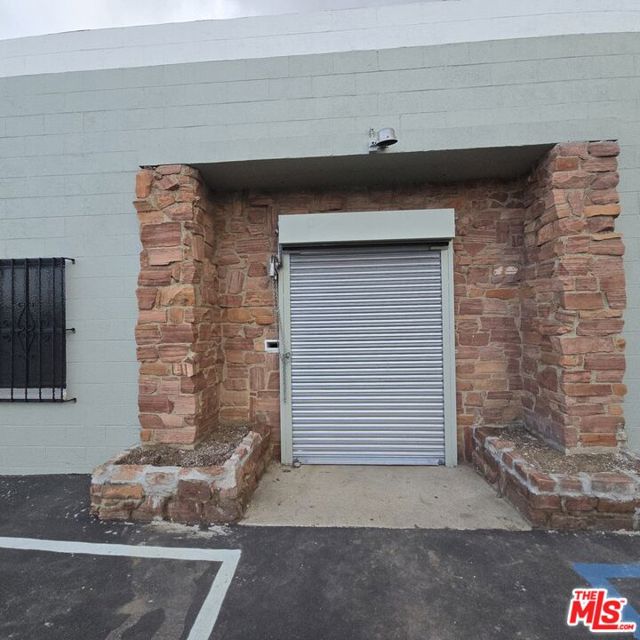 Image 7 of 22 For 455 Alondra Boulevard