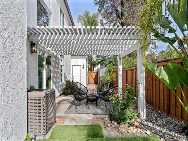 4906 Corte Playa de Castilla, San Diego CA: https://media.crmls.org/mediaz/fa64424d-2f79-469e-ba05-944a4dba1133.jpg
