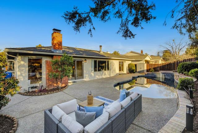 10363 Noel Avenue, Cupertino CA: https://media.crmls.org/mediaz/fa6456fa-844d-4e58-84f9-6ef048f41bfd.jpg