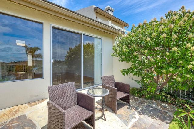 4781 ARGOSY LANE, Carlsbad CA: https://media.crmls.org/mediaz/fa649a41-1064-46e1-93e5-a4a74d8c35d1.jpg
